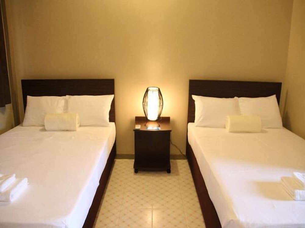 Dw Motel Palau 9/21