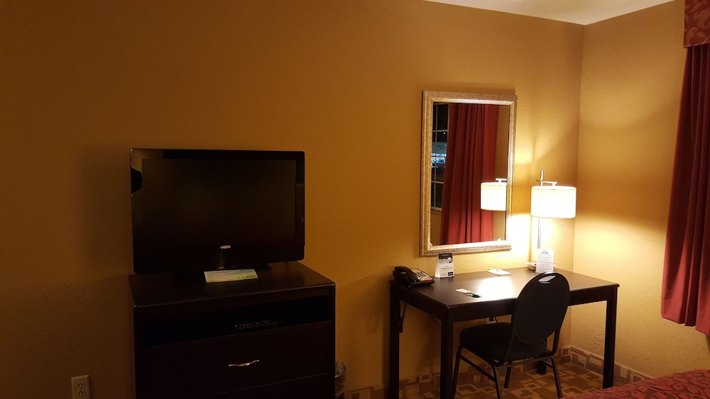Days Inn by Wyndham Central City 13/15