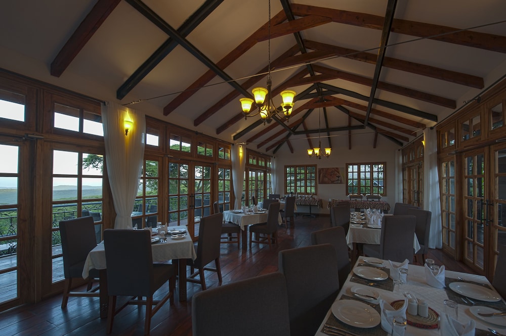 Karibu Camps and Lodges Lions Paw Ngorongoro 49/68