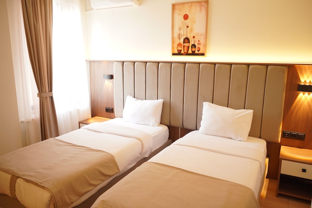 STANDARD, TWIN BEDS