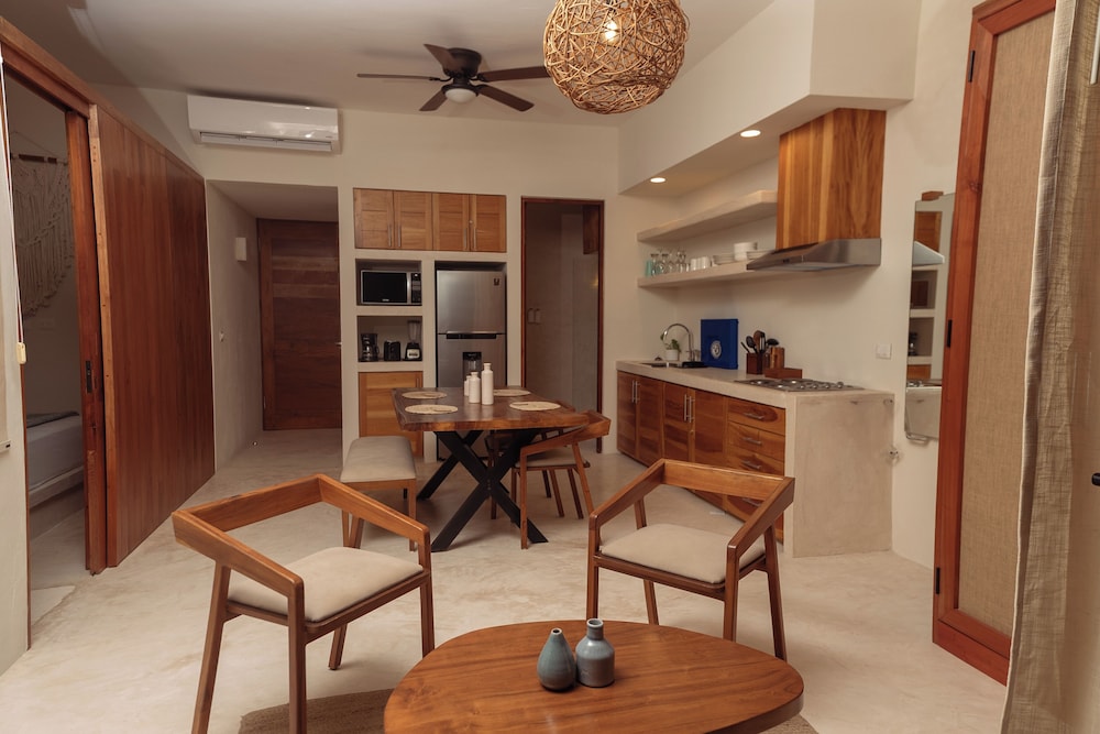 Casa Astral Holbox Boutique and Apartments 55/65