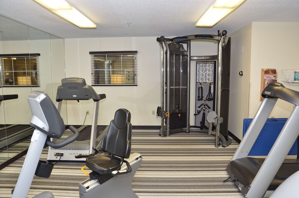 Sonesta Simply Suites Detroit Warren 18/35