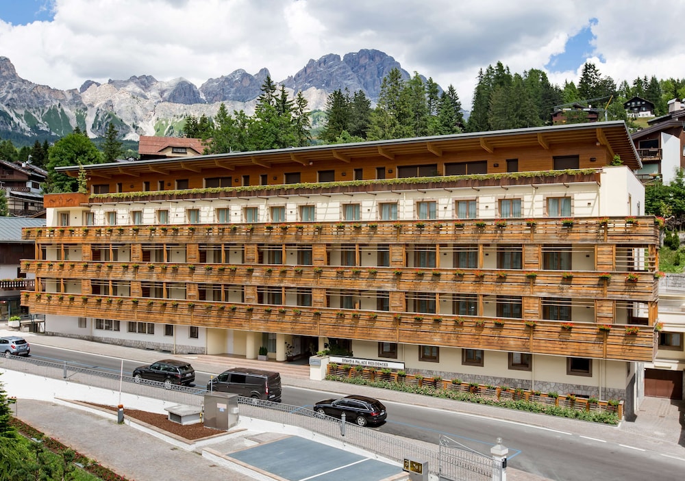 Radisson Residences Savoia Palace Cortina d’Ampezzo 3/65