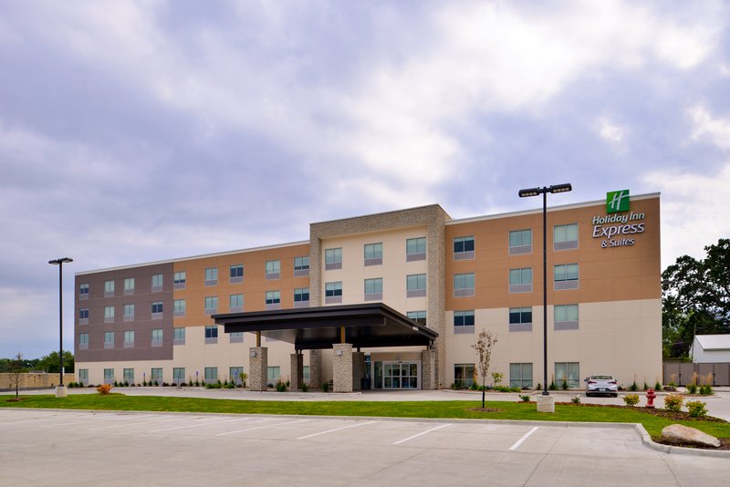 Holiday Inn Express And Suites Ottumwa 4/67