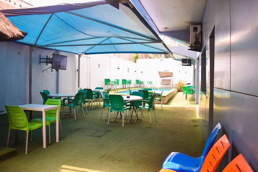 Beni Apartment And Suites 42/50