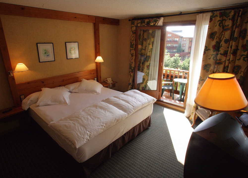 Sport Hotel 11/64