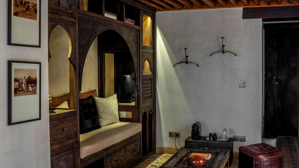 Karawan Riad 44/45