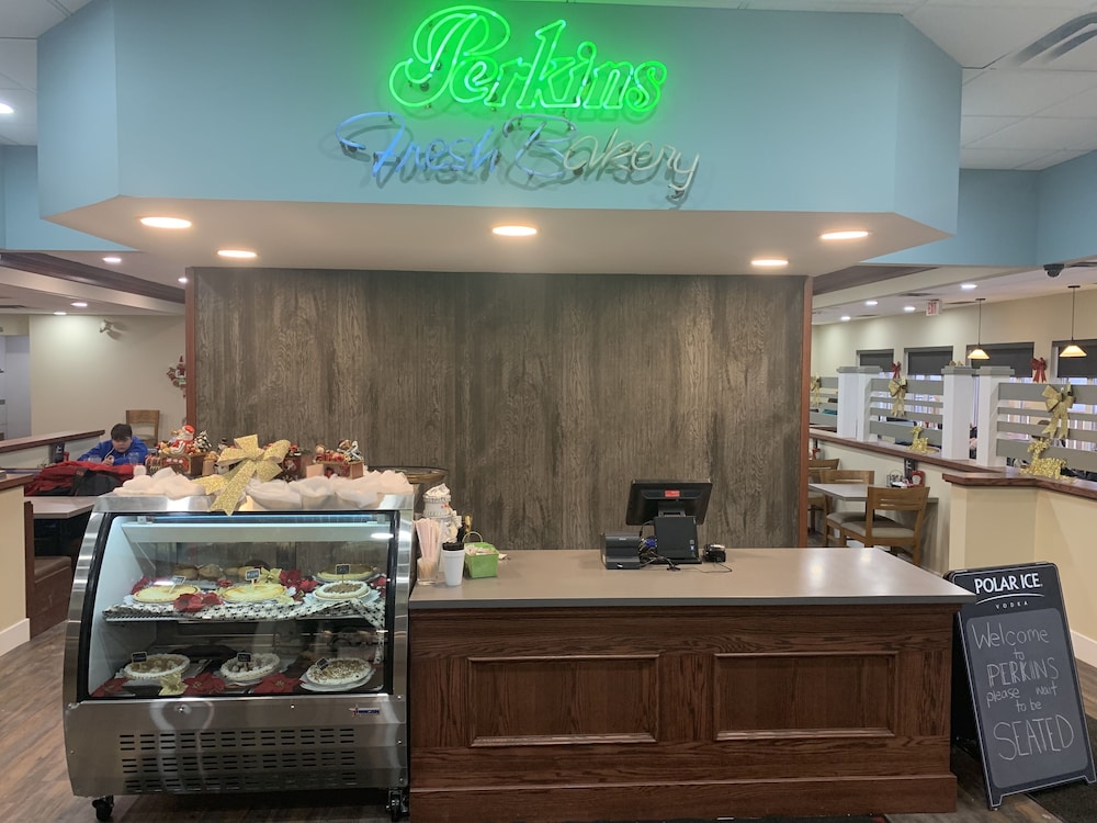 restaurant-cafeteria