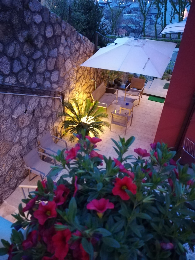 B&B Via Delle 5 Terre 45/47