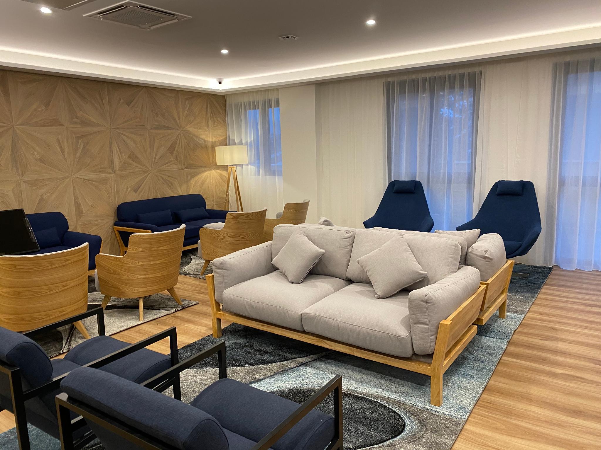 Woods Hotel Geneve-Thoiry 13/28