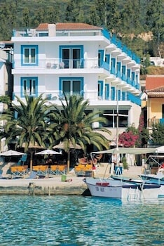 Dolphin Hotel 1/56