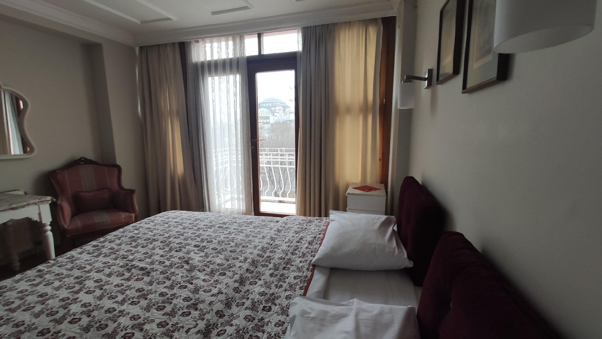 Special, Double Bed، Turkoman 2/2
