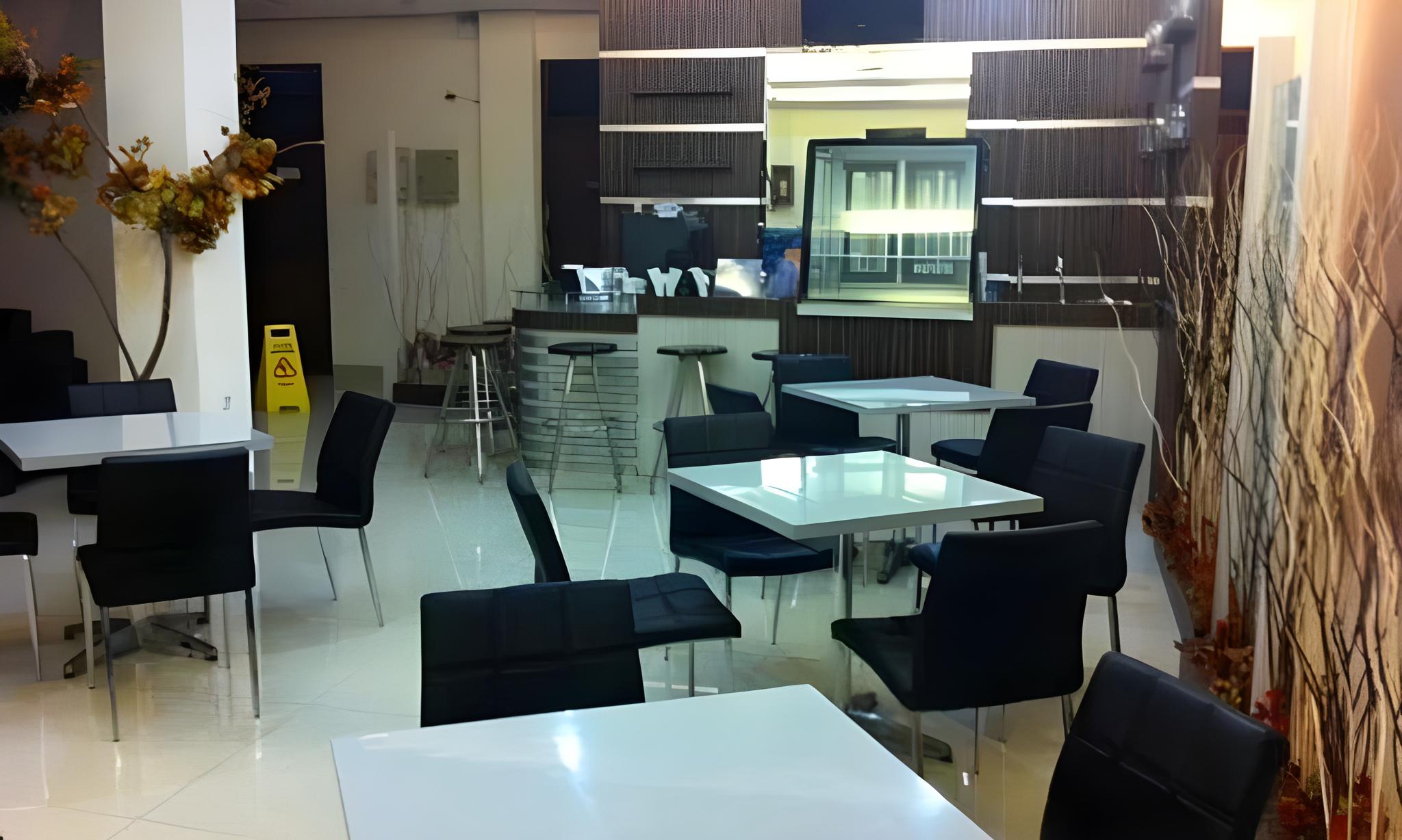 Latief Inn 27/33