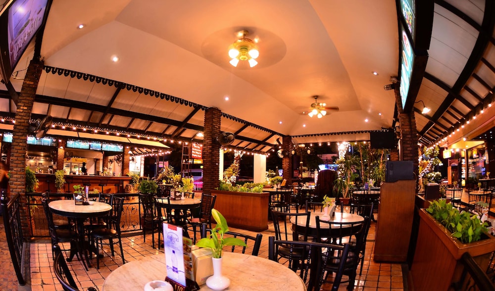 Silom Village Inn 27/32