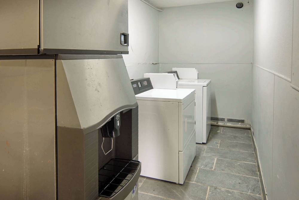 Motel6 Red Oak, TX - Dallas 21/37