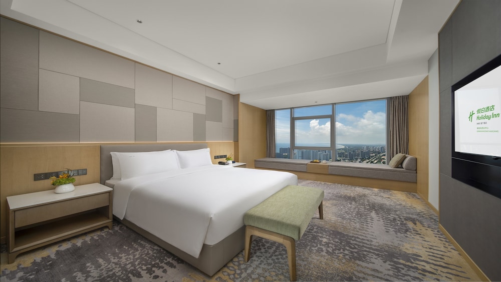 1 Bedroom, Suite, King Bed, Sea View, Living and Dining Areas