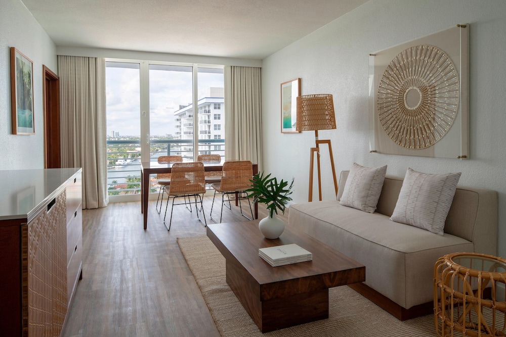 The Westin Fort Lauderdale Beach Resort 54/102