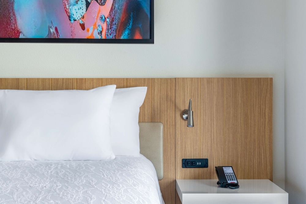 Hilton Garden Inn Longmont 20/42