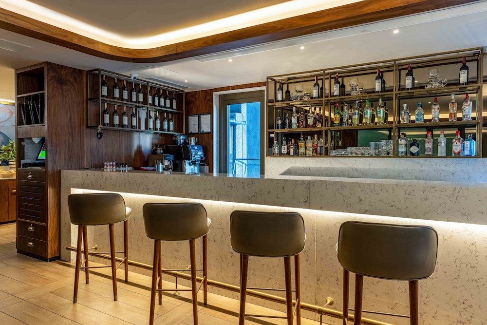 Tzl Suites 56/69
