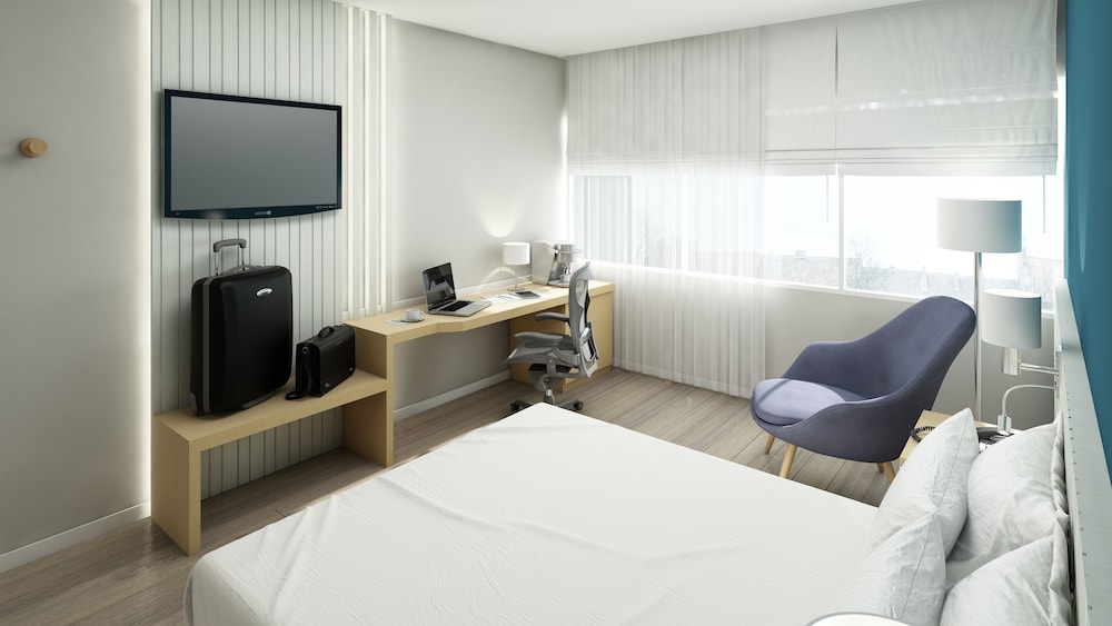Holiday Inn Express Asuncion Aviadores 23/79