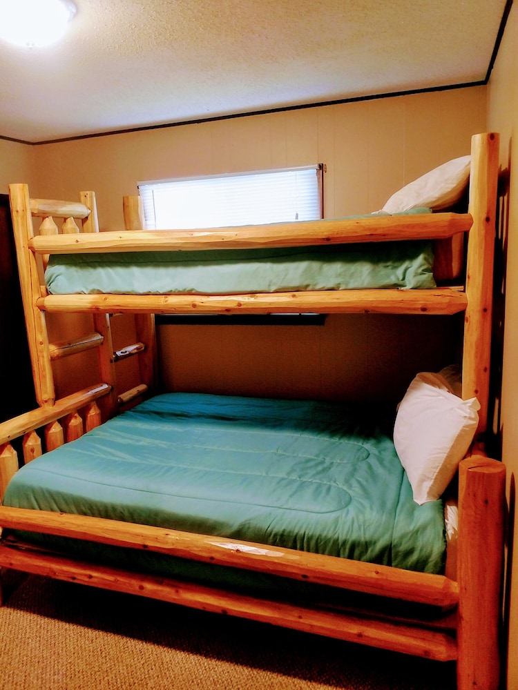Ozark Village Resort 13/67