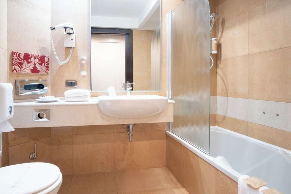 Imperatori Hotel Roma 61/62