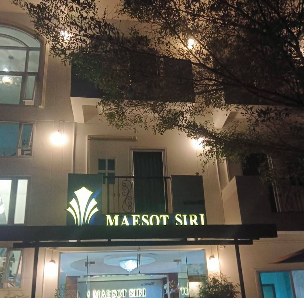 Maesot Siri Hotel 6/50