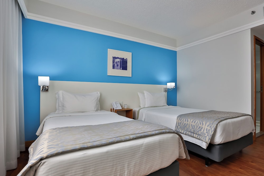 PREMIUM, TWIN BEDS, ACCESSIBLE
