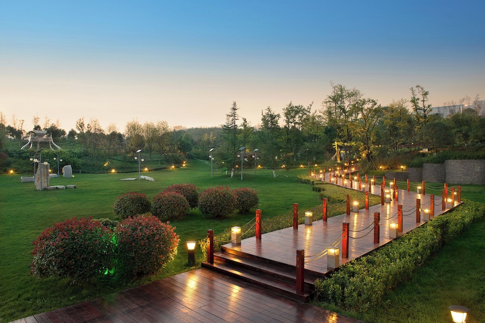 Hyatt Regency Guiyang 55/61