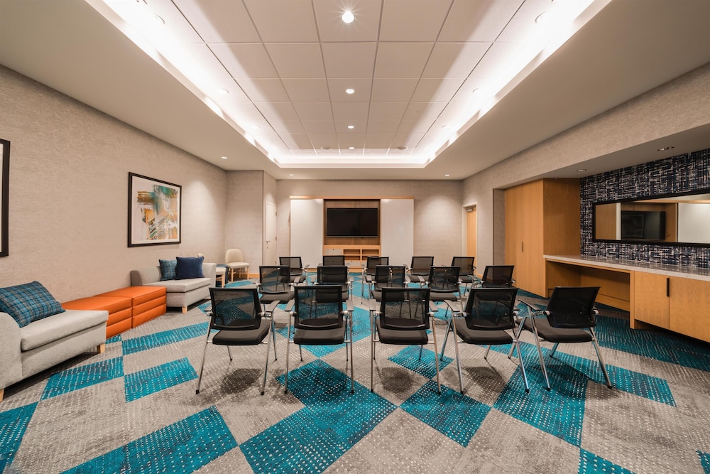 Hyatt Place Sacramento International Airport 39/47