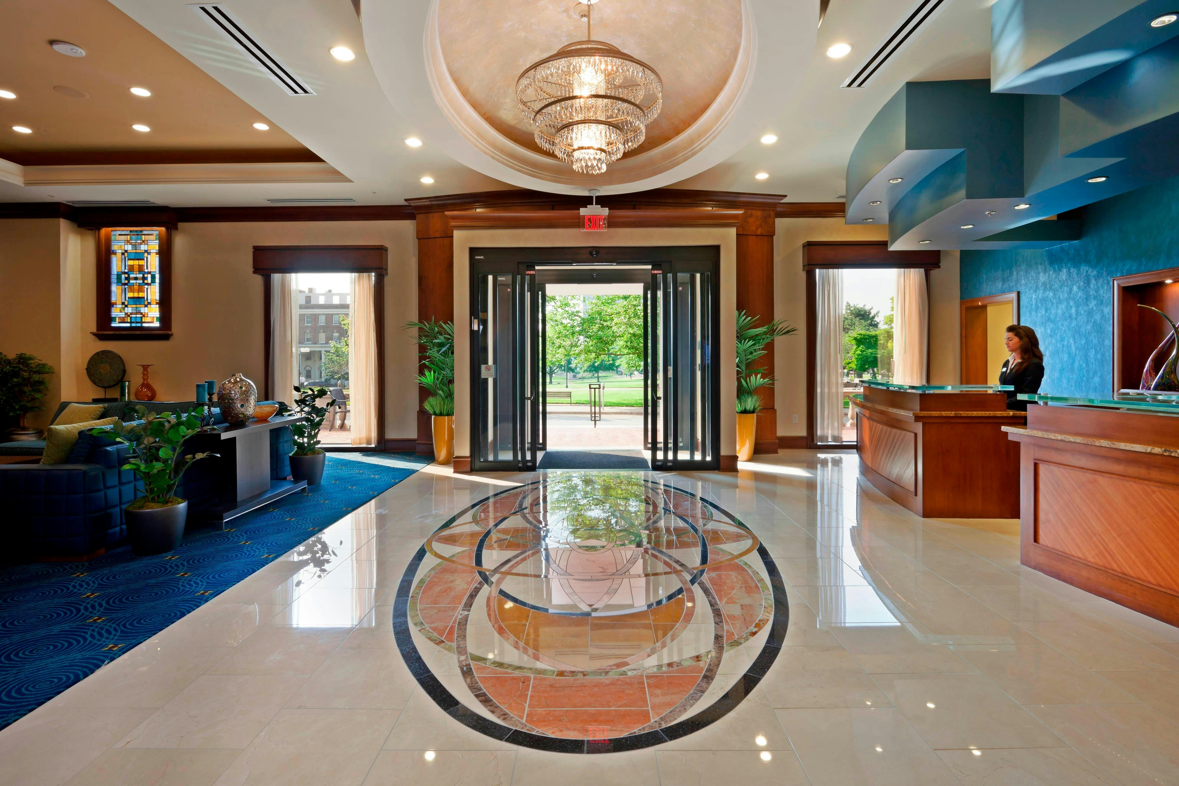 Lobby at Residence Inn by Marriott Cincinnati Downtown/The Phelps, CINCINNATI - OH