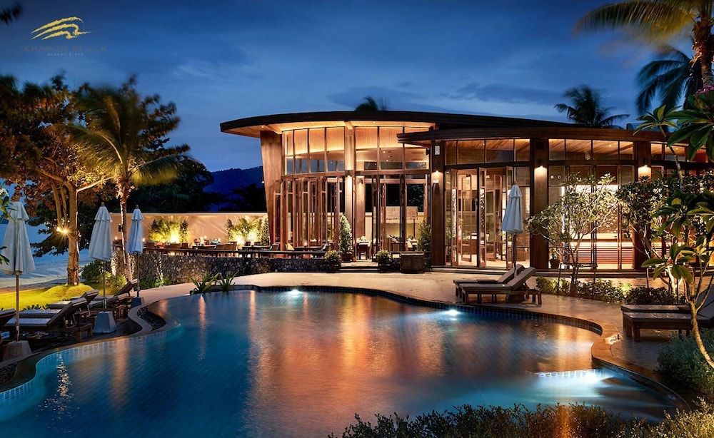 Khanom Beach Resort and Spa in KHANOM