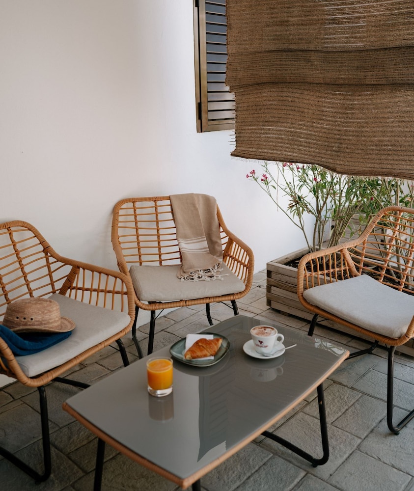 Hostal Rosamar 36/49