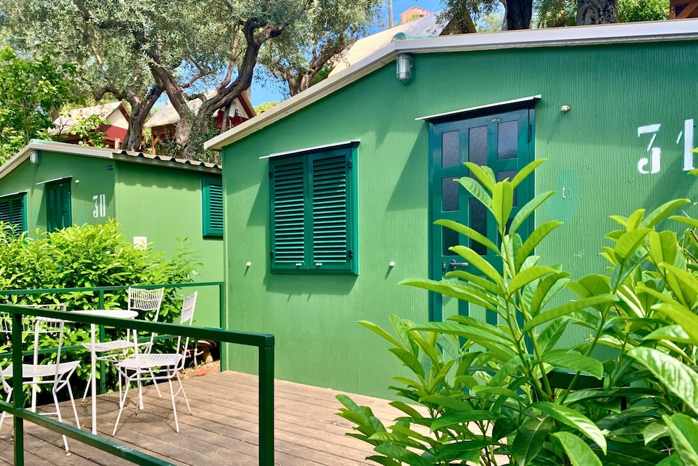 Santa Fortunata Village Camping 10/85