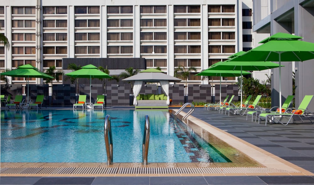 Novotel Living Singapore Orchard 57/60