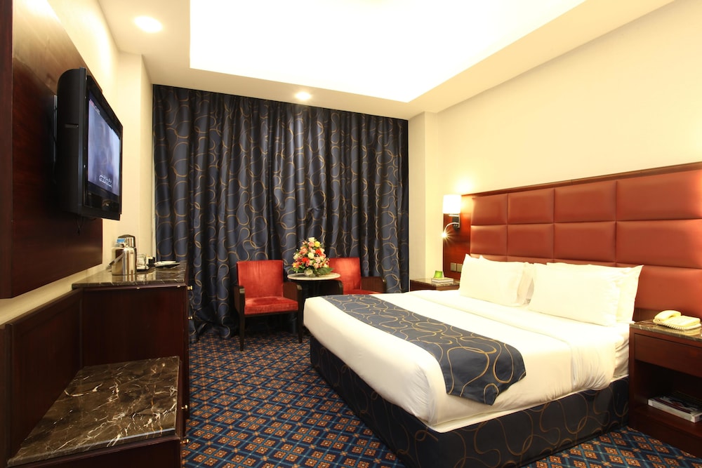 Ramee Guestline Hotel 13/63