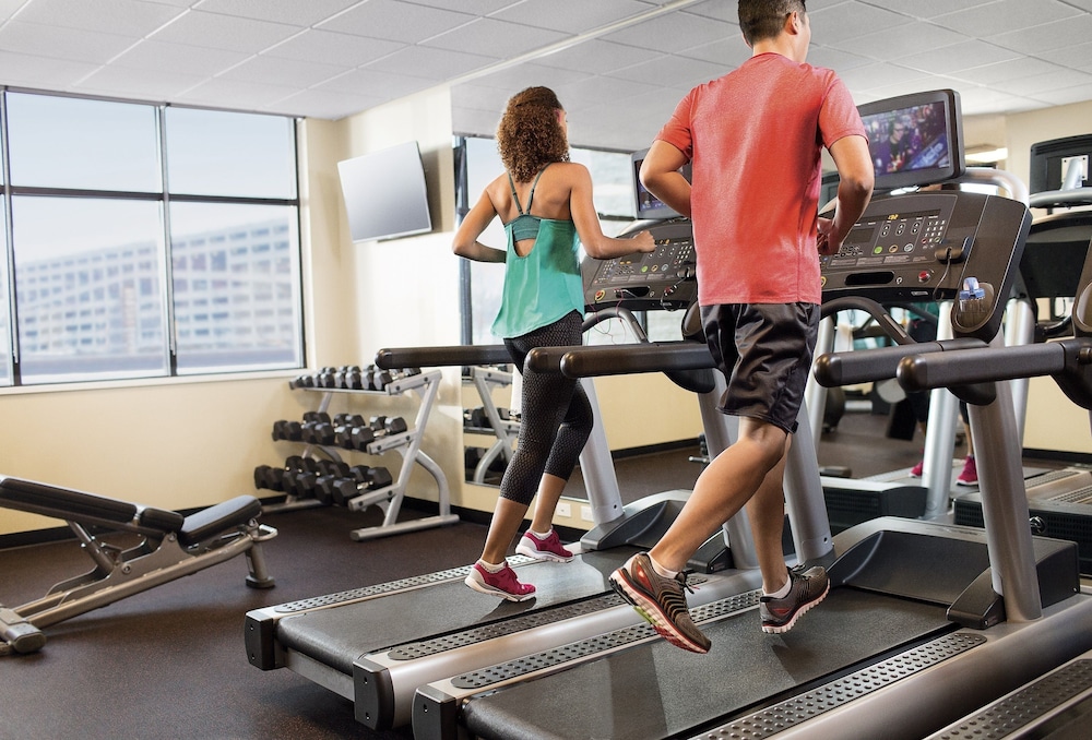Hotel Towneplace Suites By Marriott Fort Mcmurray 24/27
