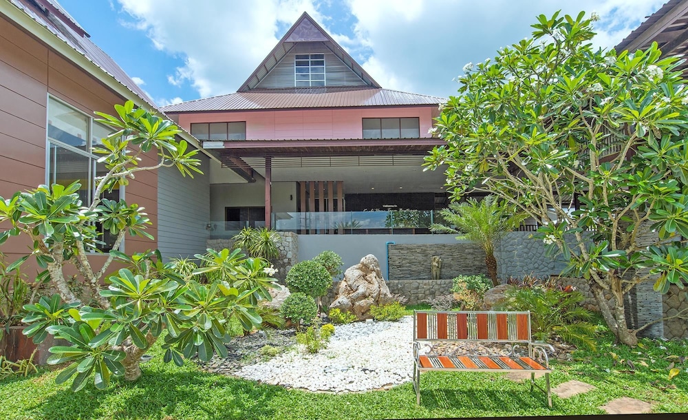 Krabi Home Town Boutique 7/38