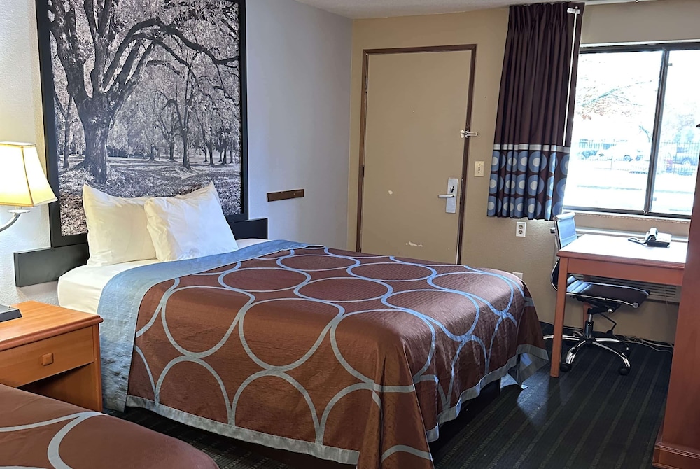 Super 8 by Wyndham Vancouver East 19/51