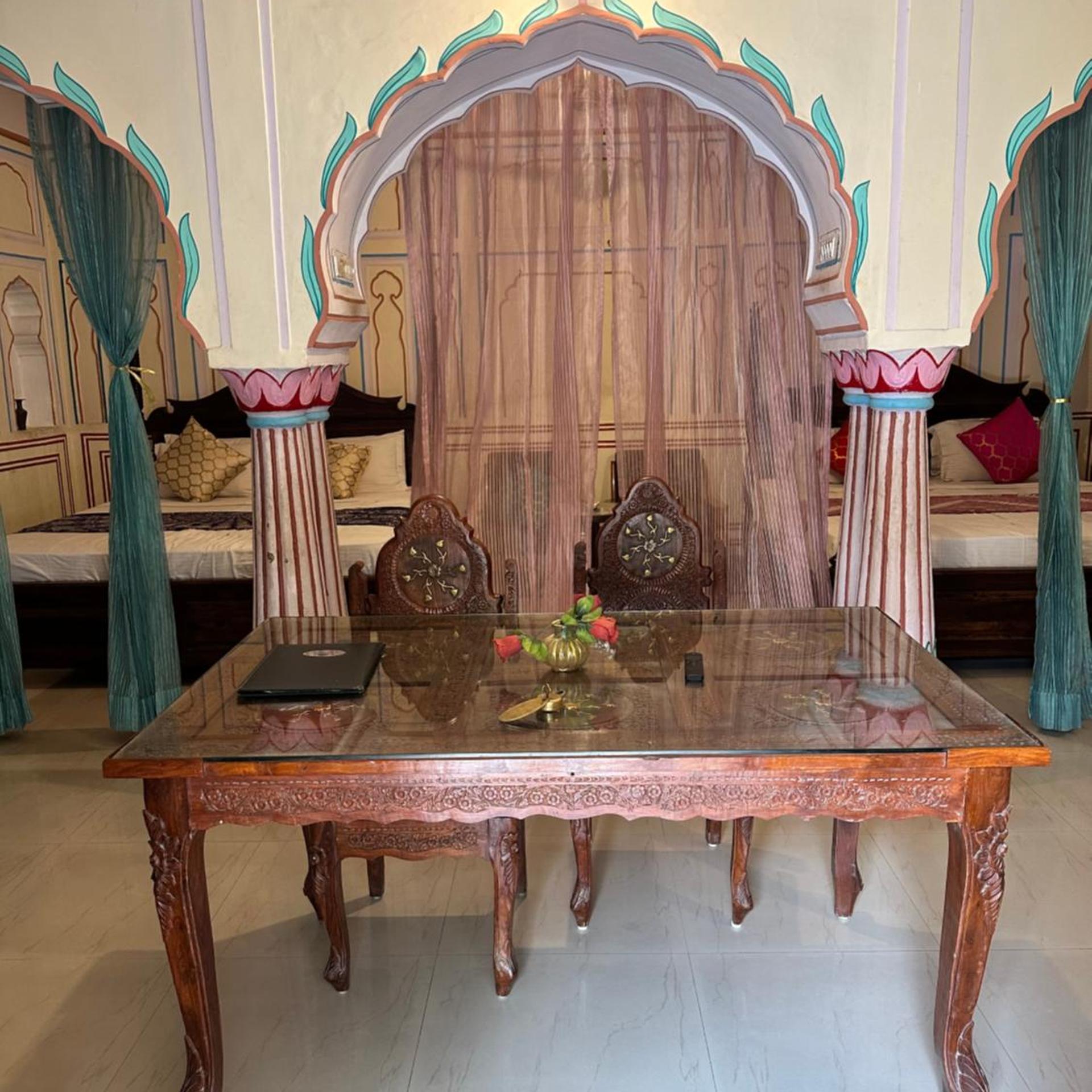 Rawla Mrignayani Palace 39/67
