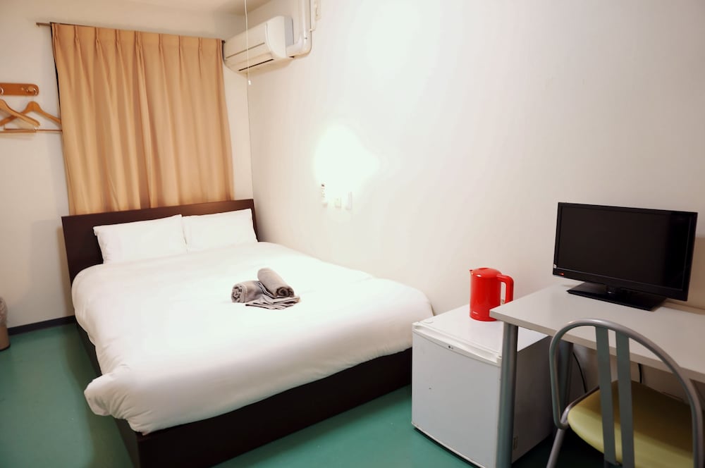 Shin-Imamiya Hotel 39/67