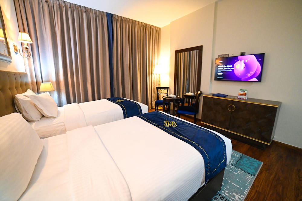 Seven Seas Hotel 18/68