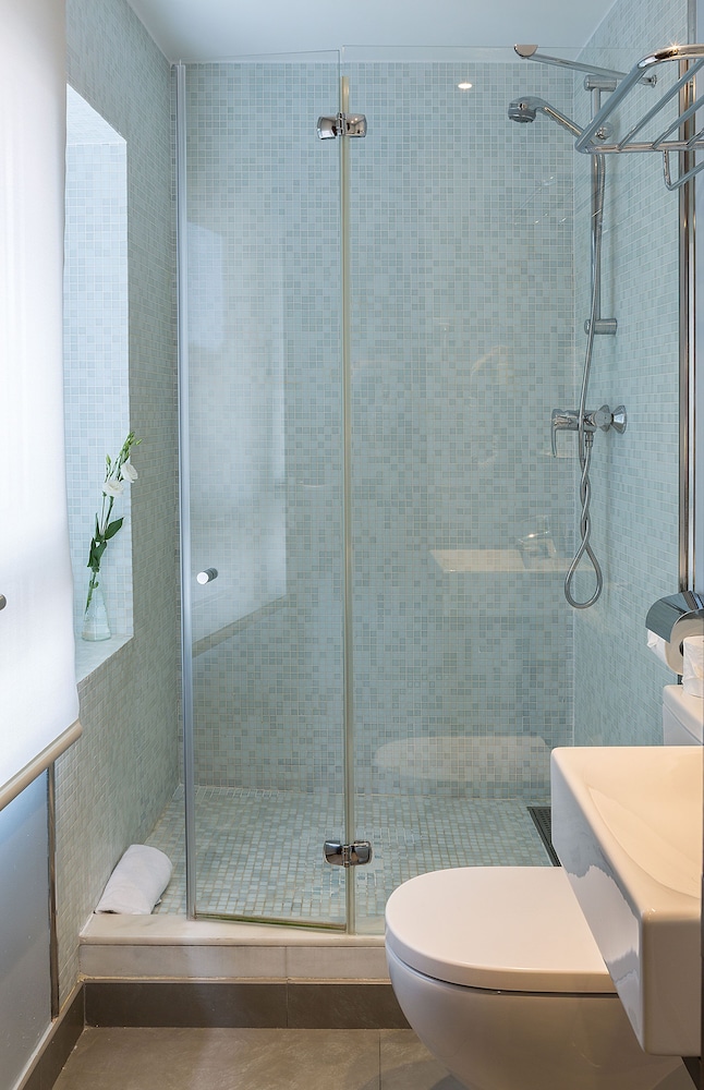Hotel Madanis Liceo 44/50