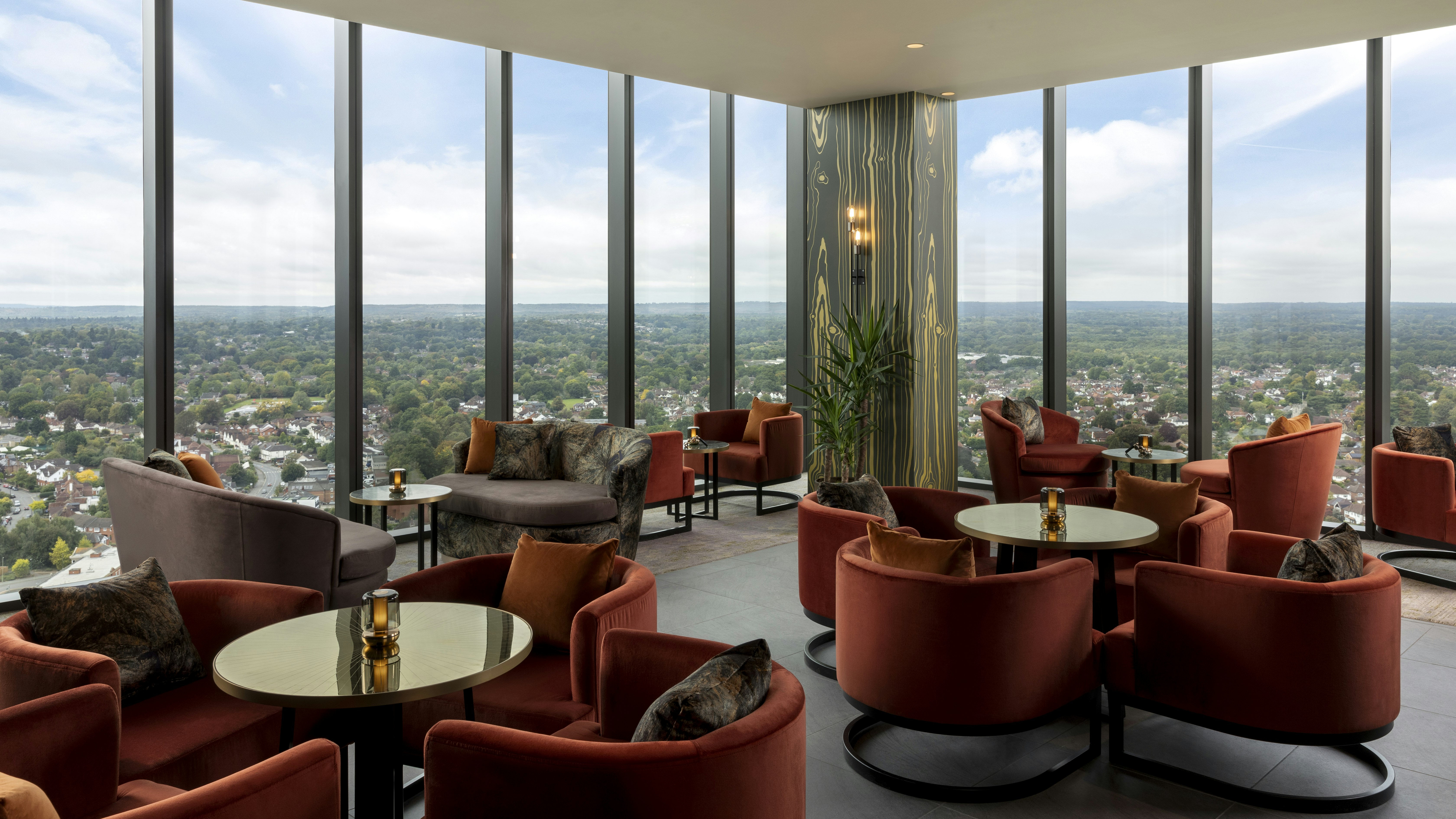 Hilton Woking 23/48