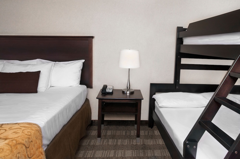 STUDIO, BUNK BED, QUEEN BED