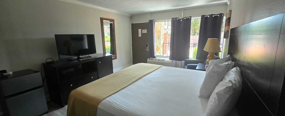 Riverside Inn & Suites by OYO Danville Ceaser Casino 29/68