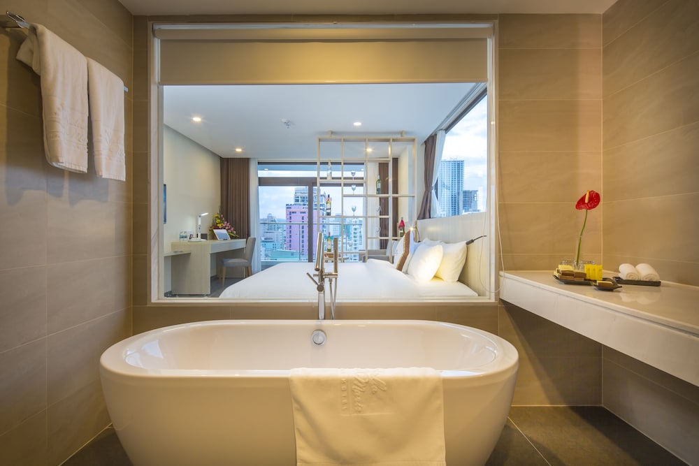 Stella Maris Nha Trang Hotel 80/82