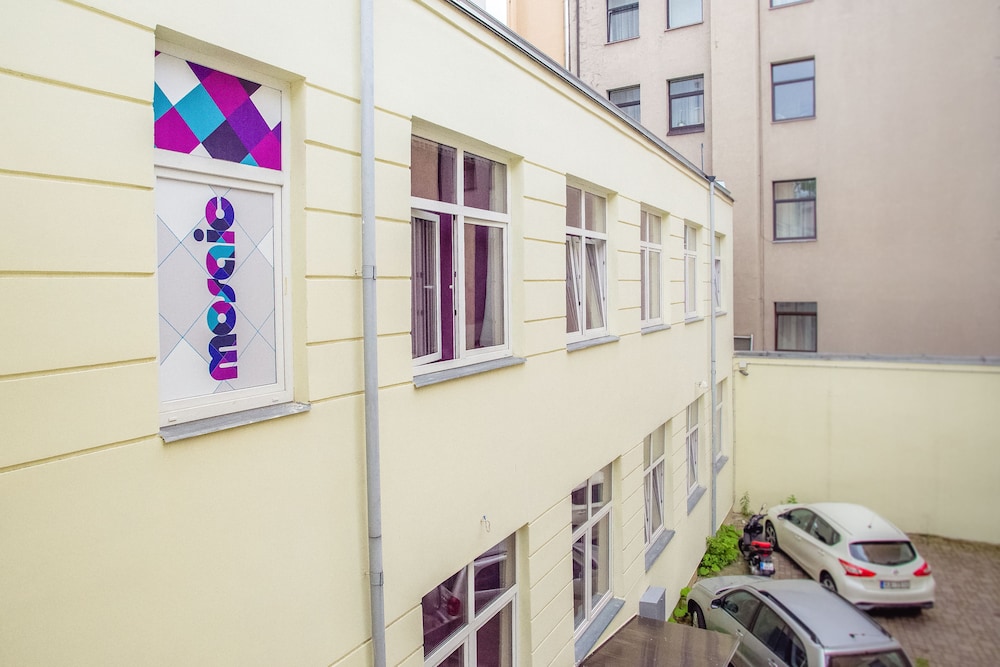 Mosaic Hotel 39/45