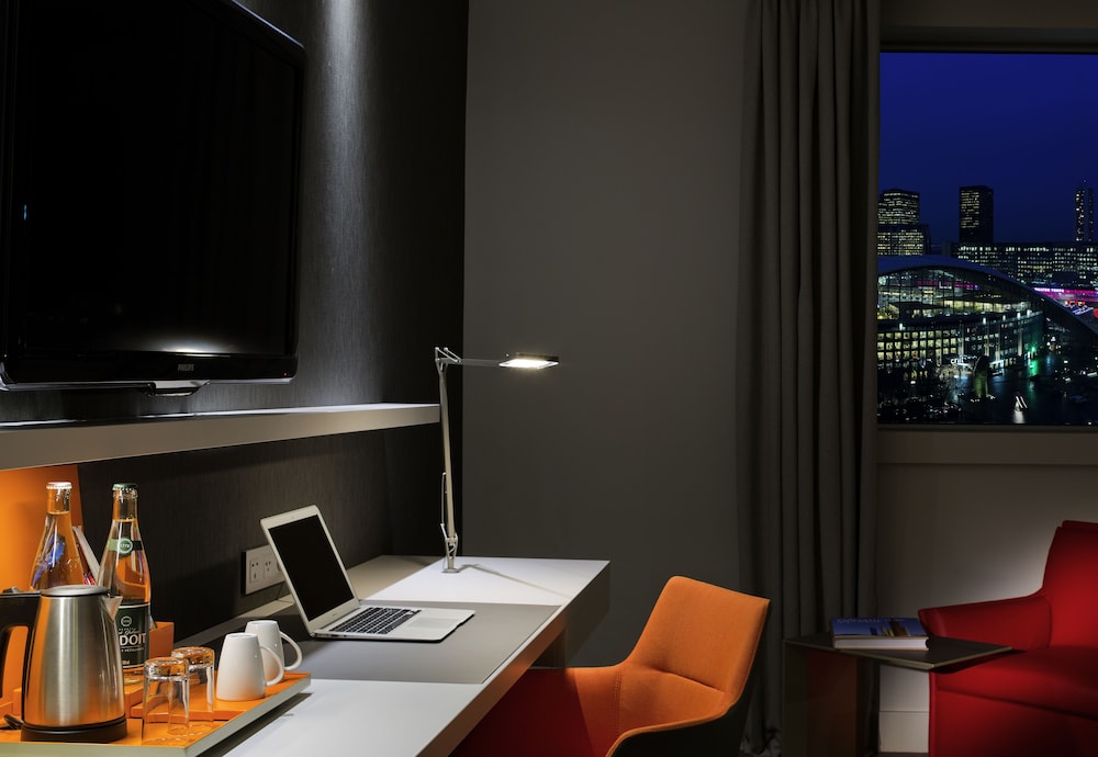 Pullman Paris La Defense Hotel 60/69