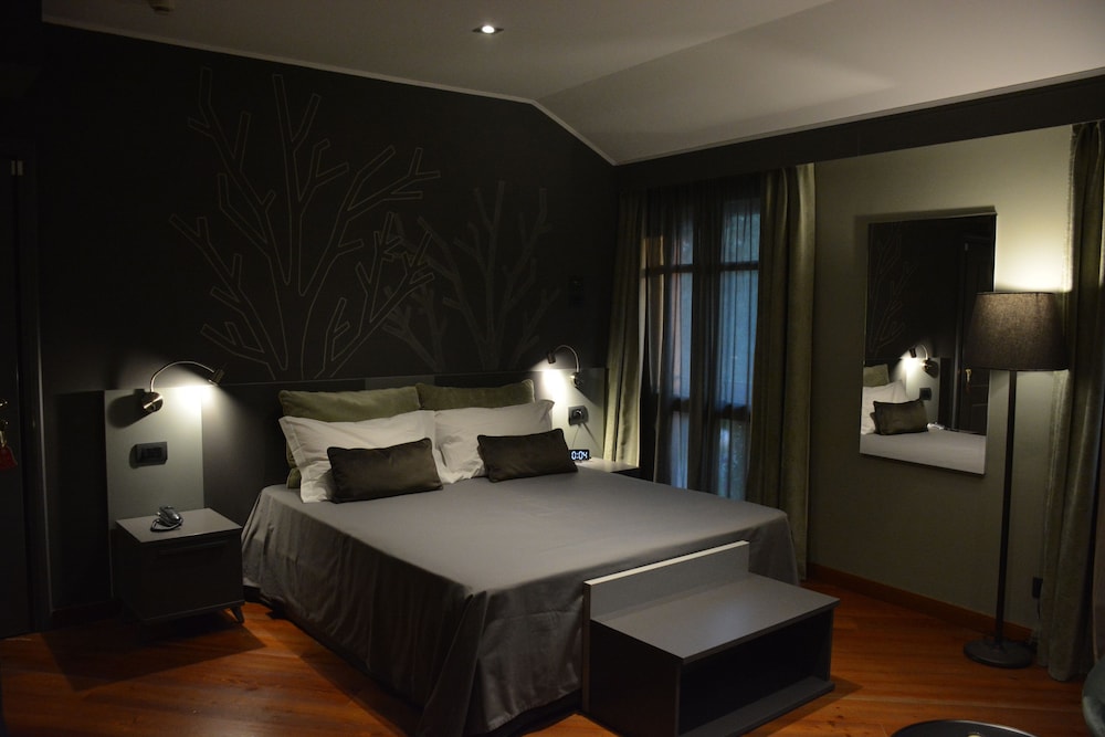 Romantik Furno 8/49